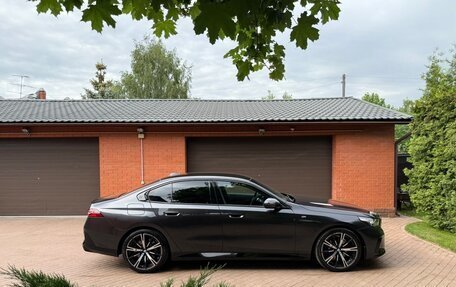 BMW 5 серия, 2025 год, 8 650 000 рублей, 7 фотография