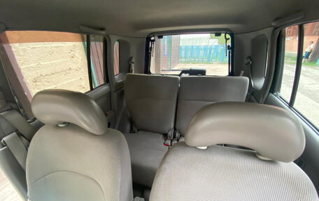 Nissan Cube II, 2002 год, 190 000 рублей, 4 фотография
