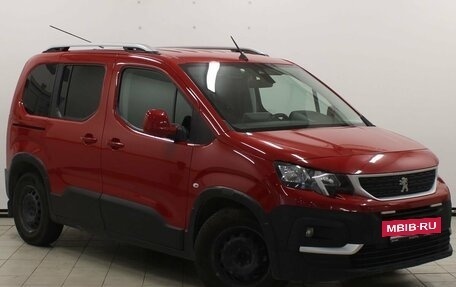 Peugeot Rifter I, 2018 год, 1 799 900 рублей, 3 фотография