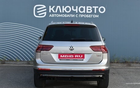 Volkswagen Tiguan II, 2017 год, 2 825 000 рублей, 4 фотография
