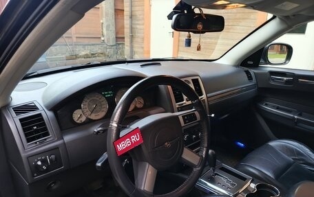 Chrysler 300C II, 2010 год, 2 150 000 рублей, 7 фотография