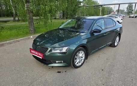 Skoda Superb III рестайлинг, 2018 год, 2 199 000 рублей, 16 фотография