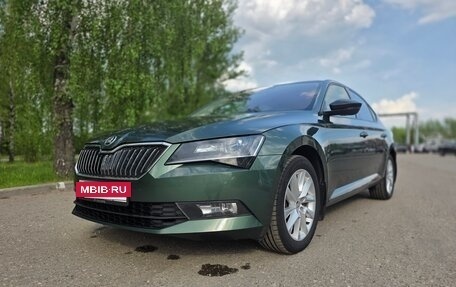 Skoda Superb III рестайлинг, 2018 год, 2 199 000 рублей, 10 фотография