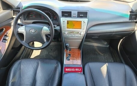 Toyota Camry, 2010 год, 1 190 000 рублей, 10 фотография
