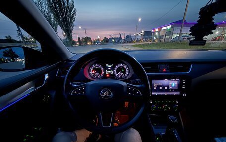 Skoda Octavia, 2017 год, 1 750 000 рублей, 10 фотография