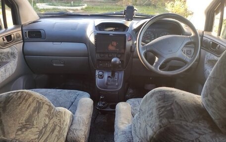 Mitsubishi Chariot III, 1998 год, 310 000 рублей, 2 фотография