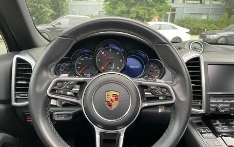 Porsche Cayenne III, 2015 год, 4 390 000 рублей, 16 фотография