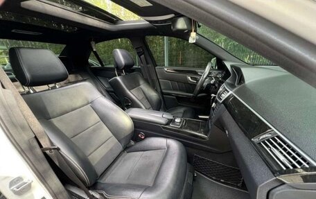 Mercedes-Benz E-Класс, 2012 год, 1 700 000 рублей, 13 фотография