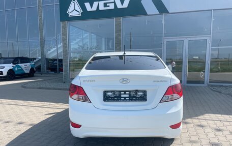 Hyundai Solaris II рестайлинг, 2013 год, 798 000 рублей, 4 фотография