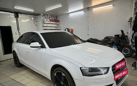Audi A4, 2012 год, 1 050 000 рублей, 5 фотография