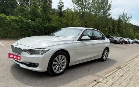 BMW 3 серия, 2014 год, 1 800 000 рублей, 2 фотография