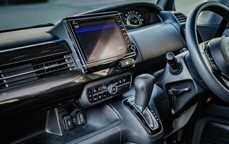Honda N-BOX II, 2018 год, 970 000 рублей, 21 фотография