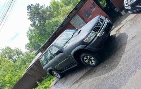 Nissan Patrol, 2001 год, 550 000 рублей, 2 фотография