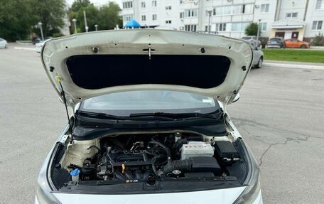 Hyundai Solaris II рестайлинг, 2018 год, 790 000 рублей, 6 фотография