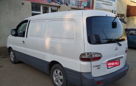 Hyundai Starex I рестайлинг, 2007 год, 900 000 рублей, 6 фотография