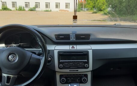Volkswagen Passat B7, 2010 год, 720 000 рублей, 3 фотография