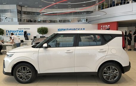 KIA Soul III, 2021 год, 2 080 000 рублей, 10 фотография