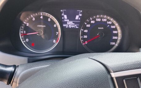 Hyundai Solaris II рестайлинг, 2011 год, 400 000 рублей, 8 фотография