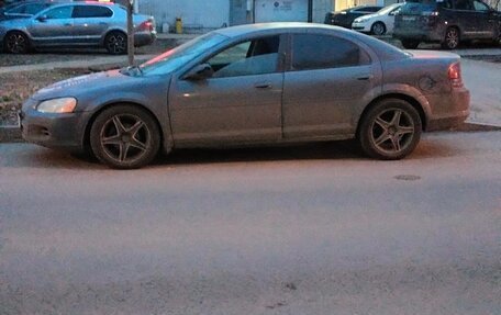 Dodge Stratus II, 2002 год, 205 000 рублей, 2 фотография