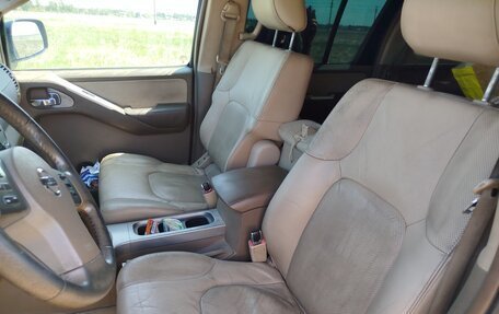 Nissan Pathfinder, 2006 год, 1 350 000 рублей, 13 фотография