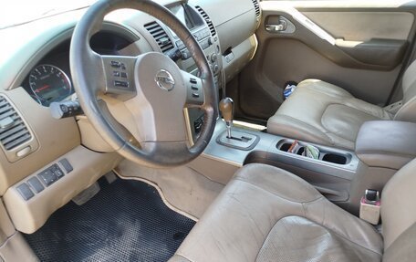 Nissan Pathfinder, 2006 год, 1 350 000 рублей, 39 фотография