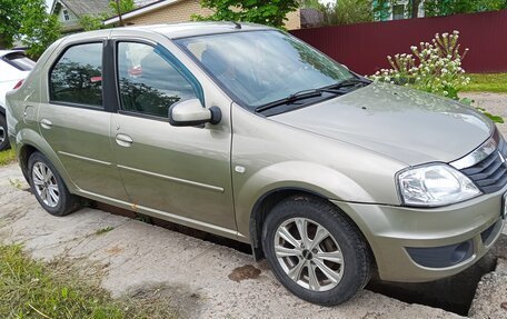 Renault Logan I, 2011 год, 410 000 рублей, 2 фотография