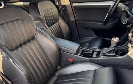 Skoda Superb III рестайлинг, 2018 год, 2 250 000 рублей, 12 фотография