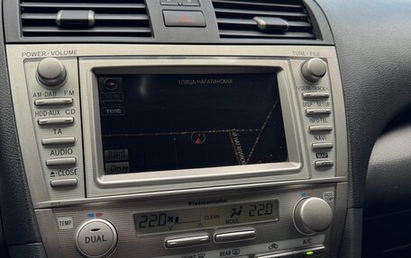 Toyota Camry, 2011 год, 995 000 рублей, 13 фотография