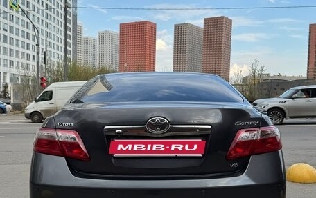 Toyota Camry, 2011 год, 995 000 рублей, 4 фотография