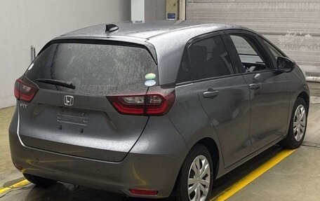 Honda Fit, 2021 год, 1 010 000 рублей, 2 фотография