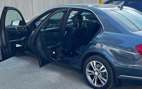 Mercedes-Benz E-Класс, 2013 год, 2 100 000 рублей, 2 фотография