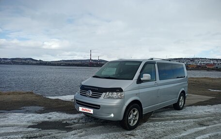Volkswagen Transporter T5 рестайлинг, 2009 год, 1 550 000 рублей, 4 фотография