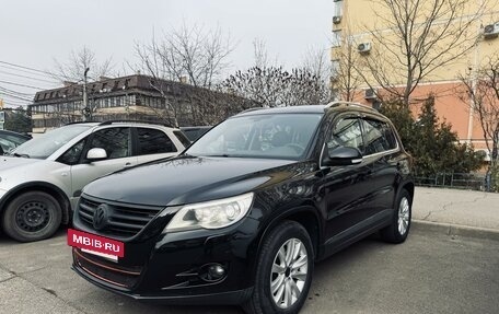 Volkswagen Tiguan I, 2010 год, 1 050 000 рублей, 2 фотография