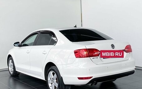 Volkswagen Jetta VI, 2012 год, 1 099 000 рублей, 4 фотография