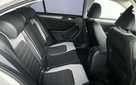 Volkswagen Jetta VI, 2012 год, 1 099 000 рублей, 15 фотография