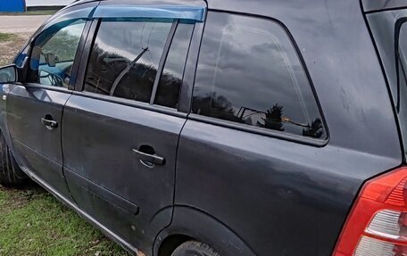 Opel Zafira B, 2007 год, 300 000 рублей, 4 фотография