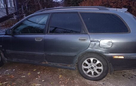 Volvo V40 I, 2002 год, 200 000 рублей, 2 фотография