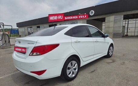 Hyundai Solaris II рестайлинг, 2014 год, 985 000 рублей, 7 фотография