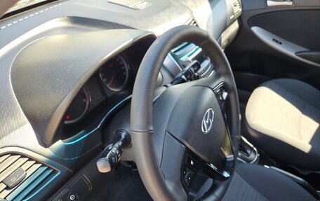 Hyundai Solaris II рестайлинг, 2014 год, 985 000 рублей, 17 фотография