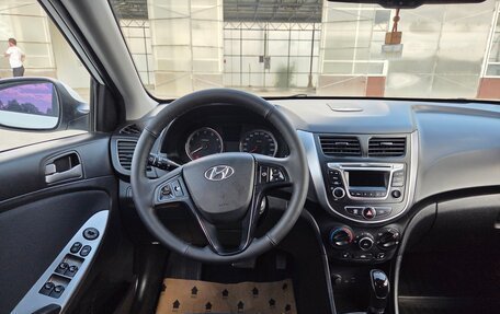 Hyundai Solaris II рестайлинг, 2014 год, 985 000 рублей, 20 фотография
