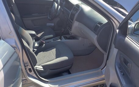 KIA Spectra II (LD), 2004 год, 600 000 рублей, 18 фотография