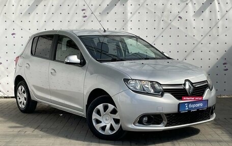 Renault Sandero II рестайлинг, 2018 год, 1 070 000 рублей, 2 фотография
