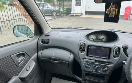 Toyota FunCargo, 2002 год, 629 999 рублей, 16 фотография
