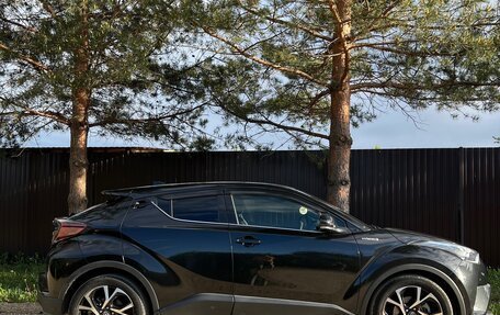 Toyota C-HR I рестайлинг, 2017 год, 2 290 000 рублей, 25 фотография