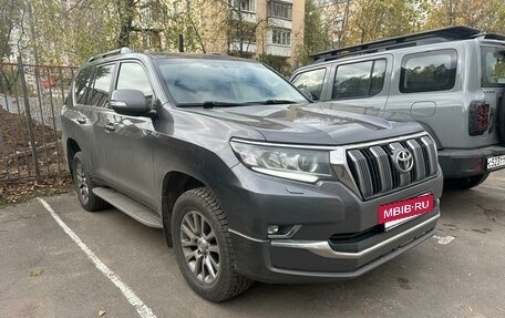 Toyota Land Cruiser Prado 150 рестайлинг 2, 2019 год, 5 500 000 рублей, 3 фотография