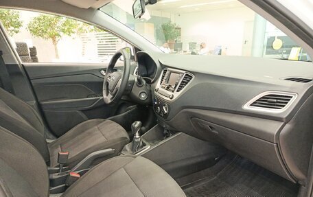 Hyundai Solaris II рестайлинг, 2019 год, 1 290 000 рублей, 15 фотография