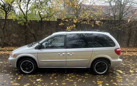 Dodge Caravan IV, 2001 год, 530 000 рублей, 2 фотография