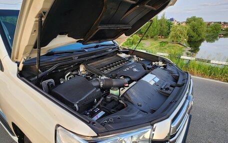 Toyota Land Cruiser 200, 2015 год, 6 300 000 рублей, 11 фотография