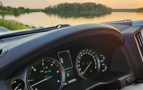 Toyota Land Cruiser 200, 2015 год, 6 300 000 рублей, 13 фотография