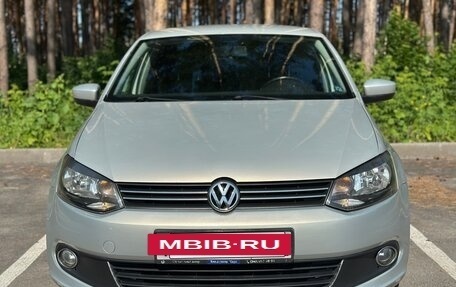 Volkswagen Polo VI (EU Market), 2014 год, 970 000 рублей, 3 фотография